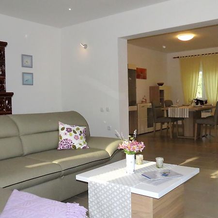 Ane Apartment Loborika Exterior photo